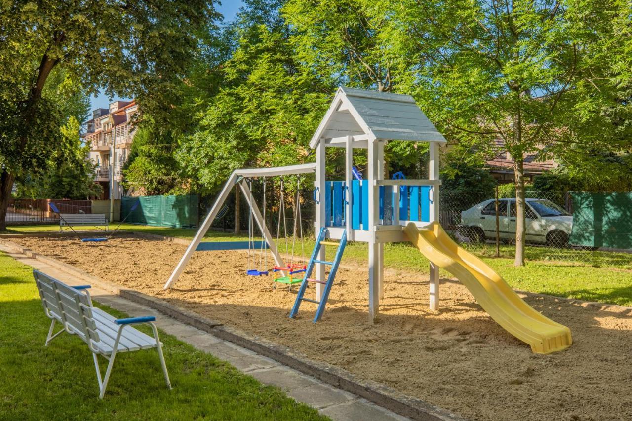 Hotel Solero Шиофок Экстерьер фото