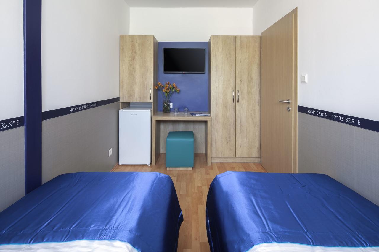 Hotel Solero Шиофок Экстерьер фото